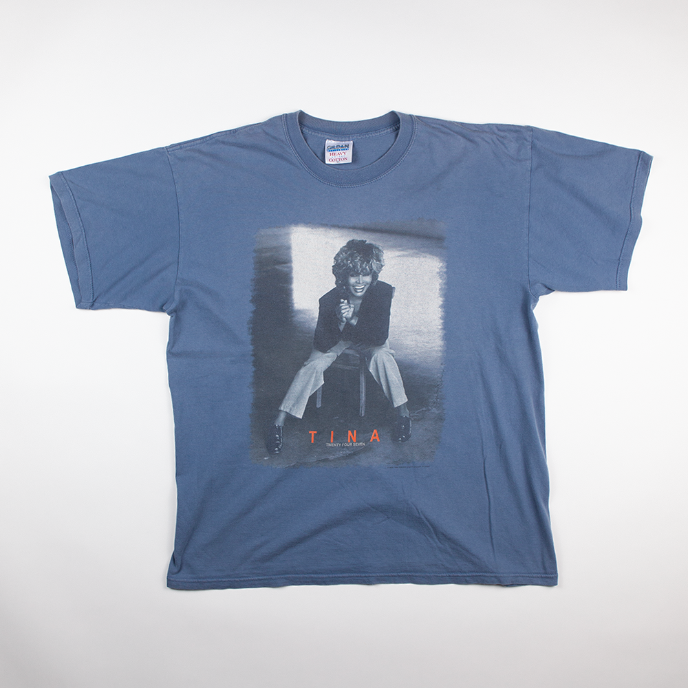 2000 Tina Turner t-shirt