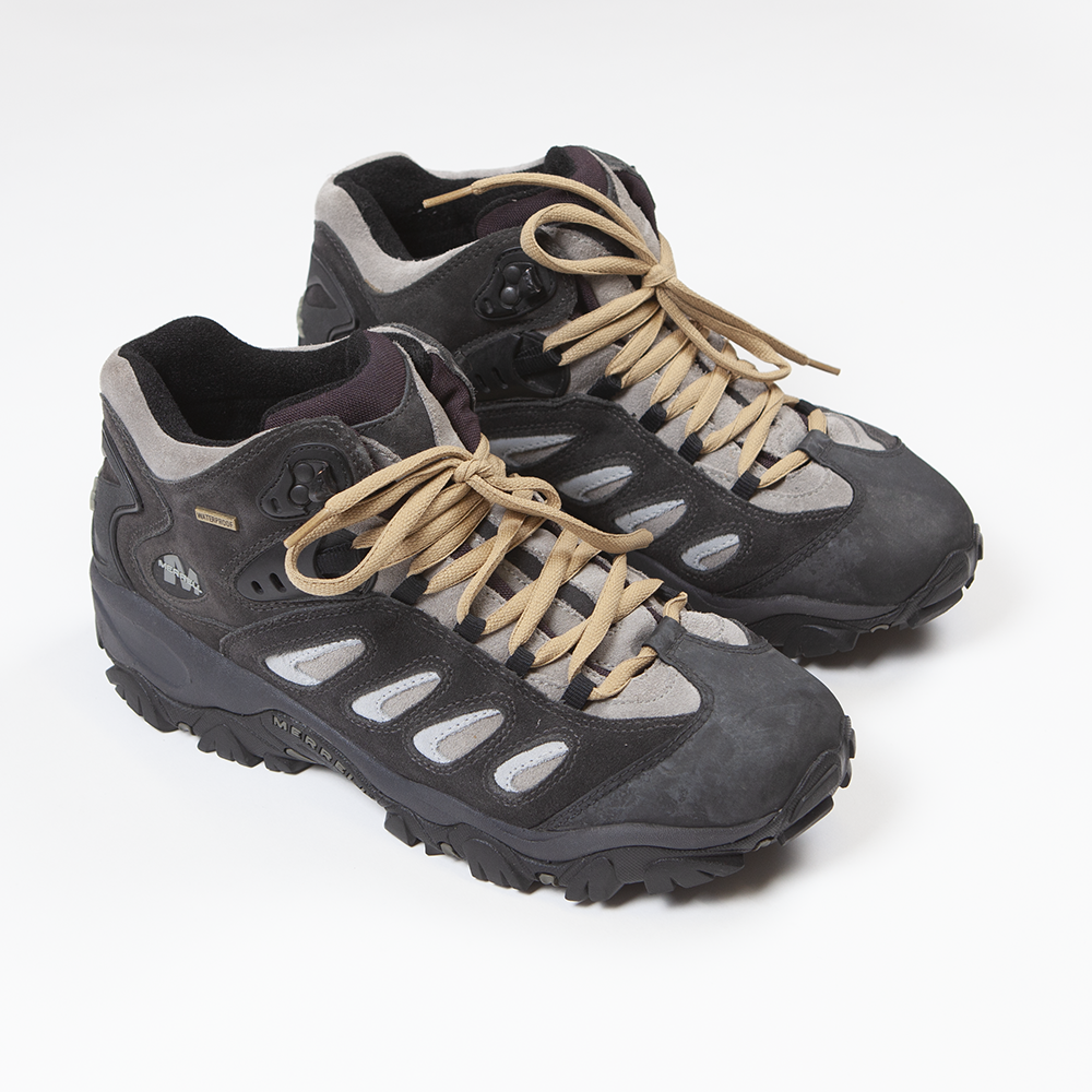 2000 Merrell pathfinder hiking shoes