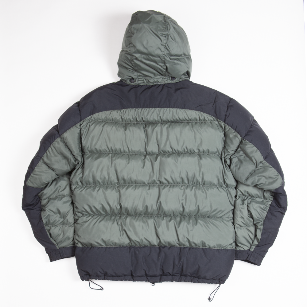 2000 Mountain hardwear down jacket