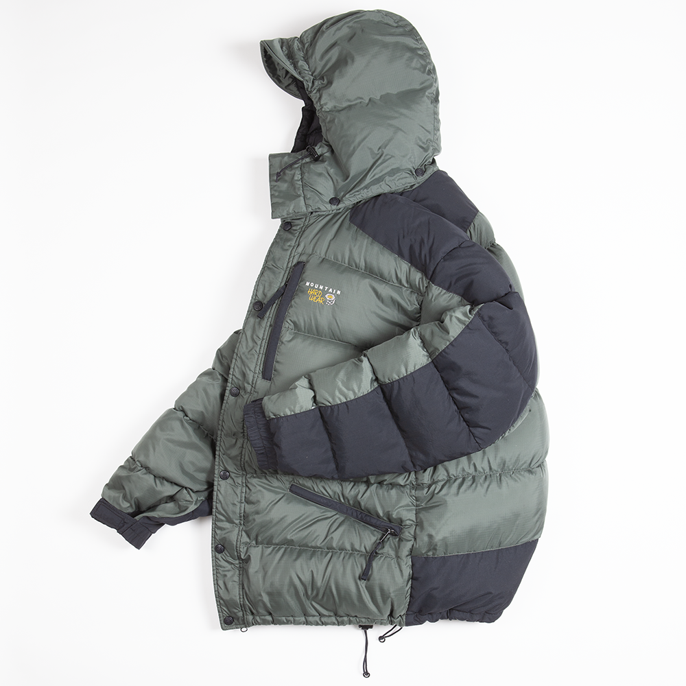 2000 Mountain hardwear down jacket