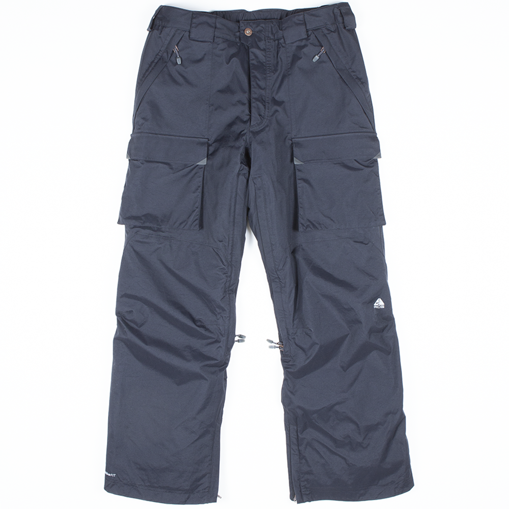 2010 Nike ACG storm-fit snowboarding pants